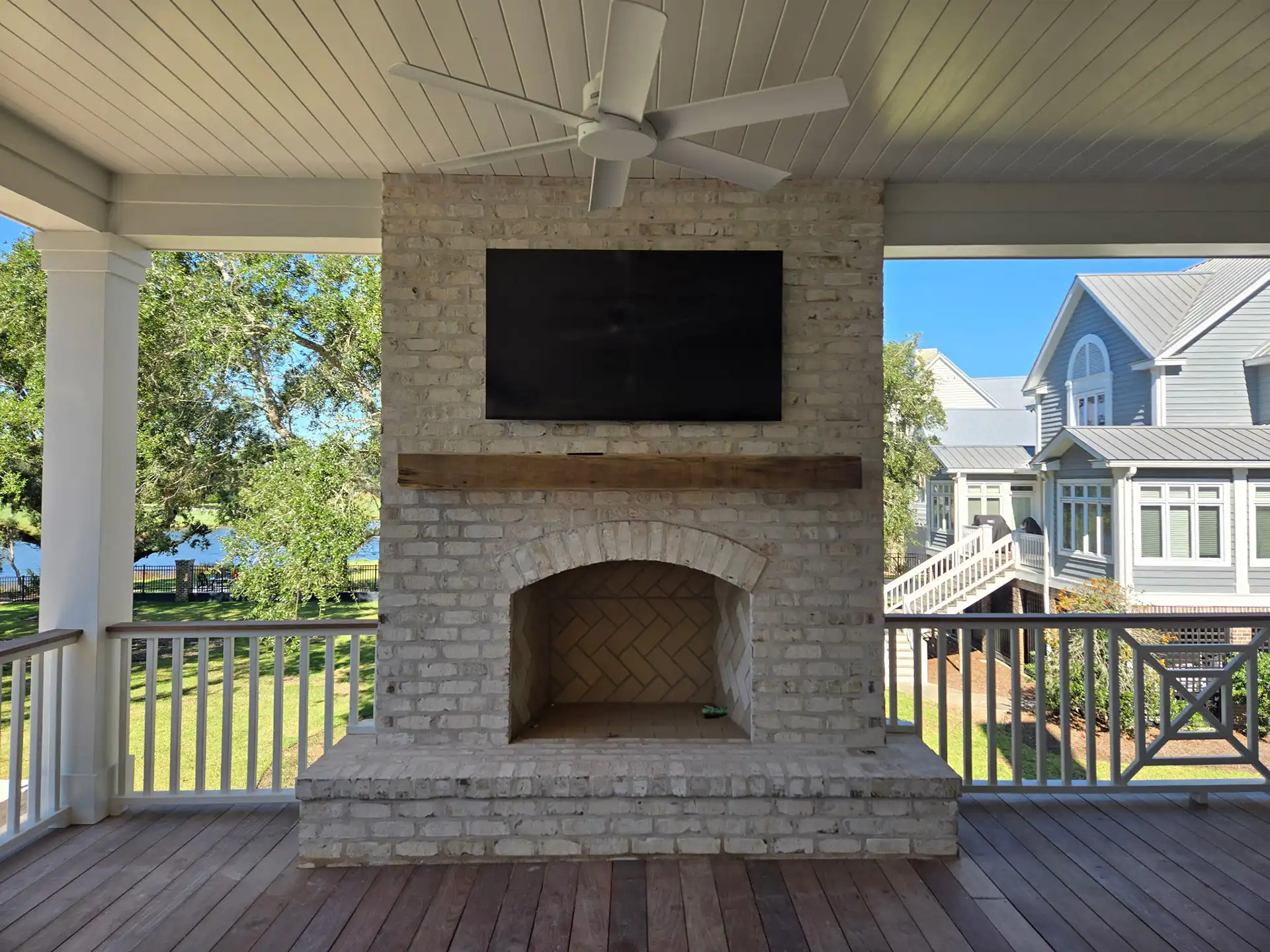 Outdoor Home Entertainment TV Installation